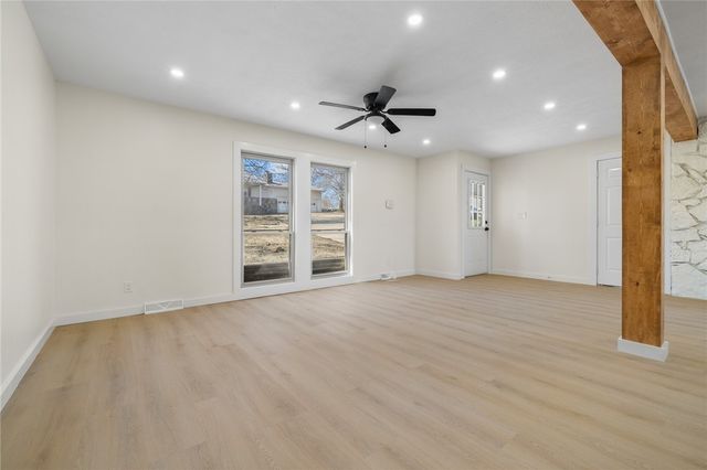 415 Bella Vista Drive, Harrison, AR 72601