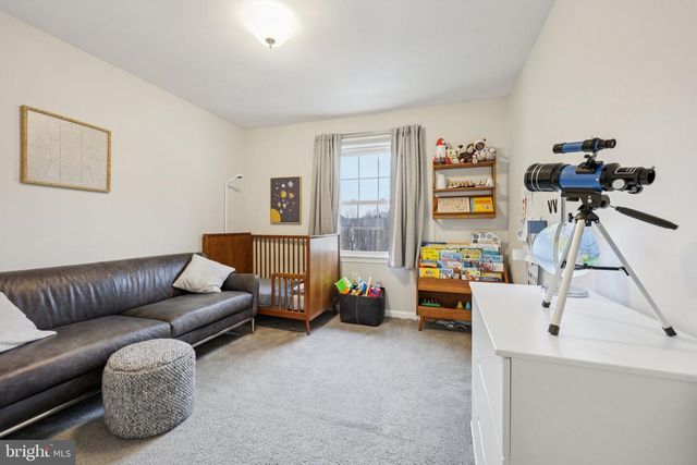 2010 PIERIS CT, Vienna, VA 22182