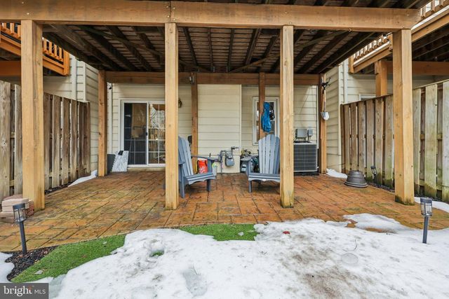 2010 PIERIS CT, Vienna, VA 22182