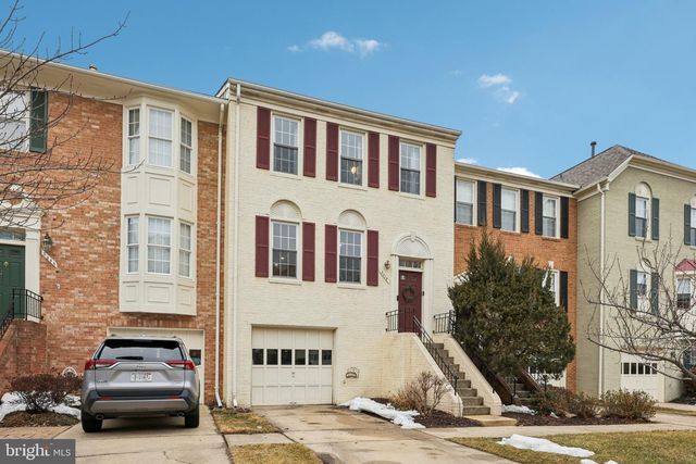 2010 PIERIS CT, Vienna, VA 22182