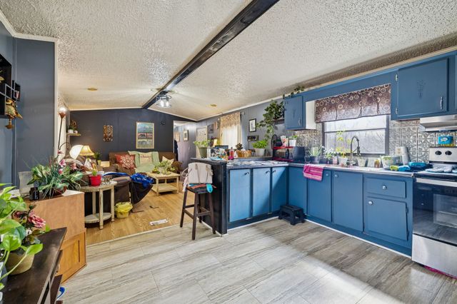 639 Big Rock Rd, Big Rock, TN 37023