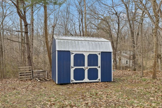 639 Big Rock Rd, Big Rock, TN 37023