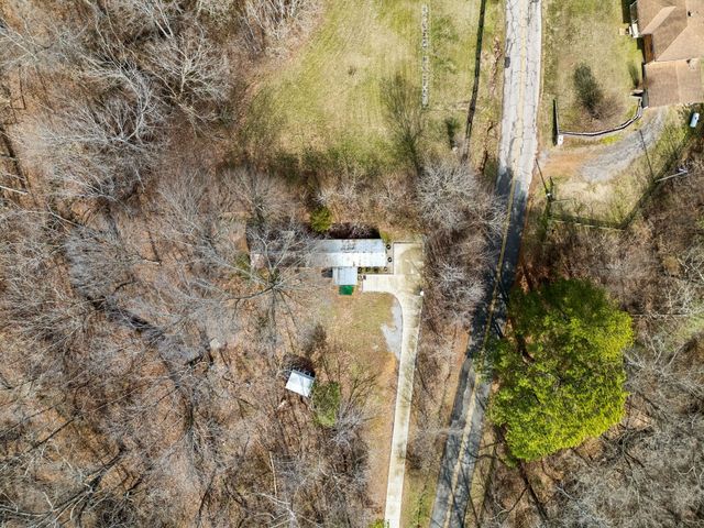 639 Big Rock Rd, Big Rock, TN 37023