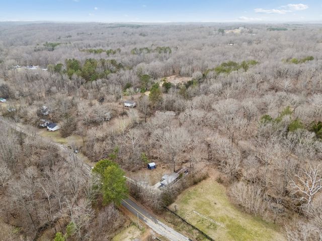 639 Big Rock Rd, Big Rock, TN 37023