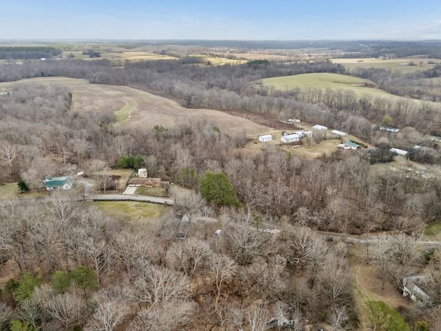 639 Big Rock Rd, Big Rock, TN 37023