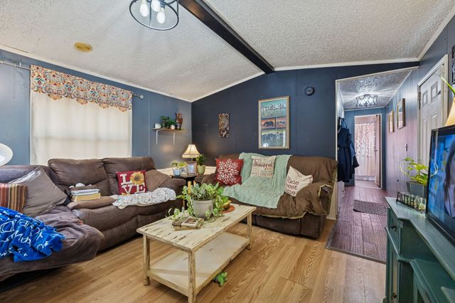 639 Big Rock Rd, Big Rock, TN 37023