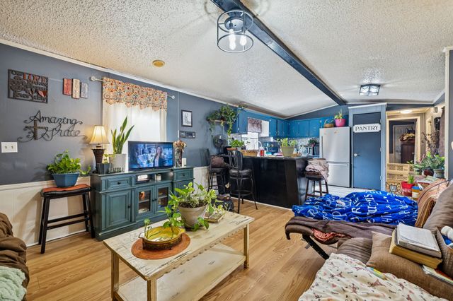 639 Big Rock Rd, Big Rock, TN 37023