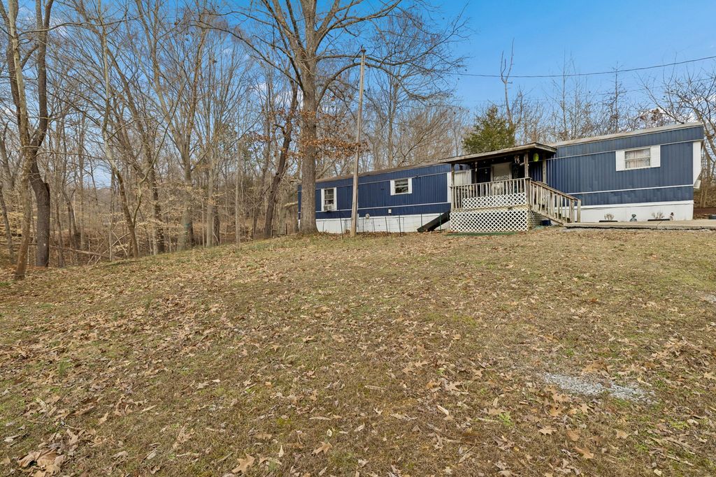 639 Big Rock Rd, Big Rock, TN 37023