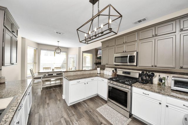 10514 Ravens Way, Baytown, TX 77523