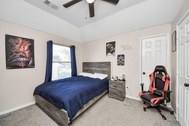 10514 Ravens Way, Baytown, TX 77523