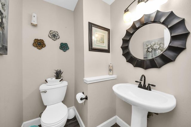 10514 Ravens Way, Baytown, TX 77523