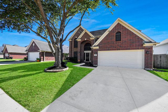 10514 Ravens Way, Baytown, TX 77523