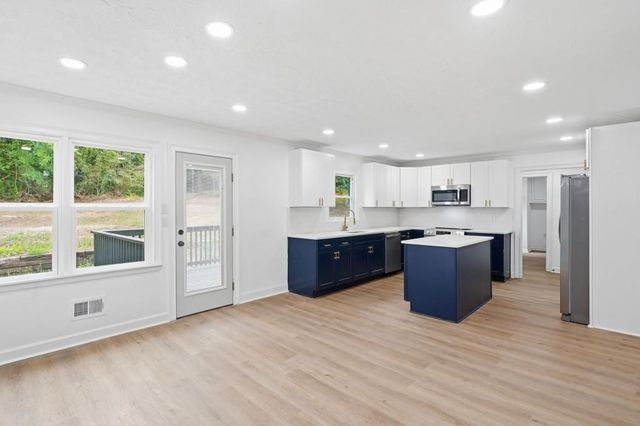 4661 Calleigh Way, Snellville, GA 30039