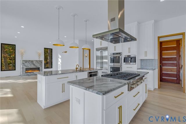 212A Gordon Drive, Weems, VA 22576