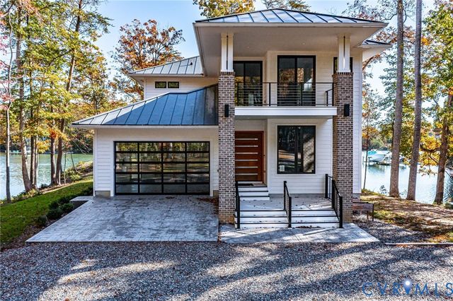 212A Gordon Drive, Weems, VA 22576