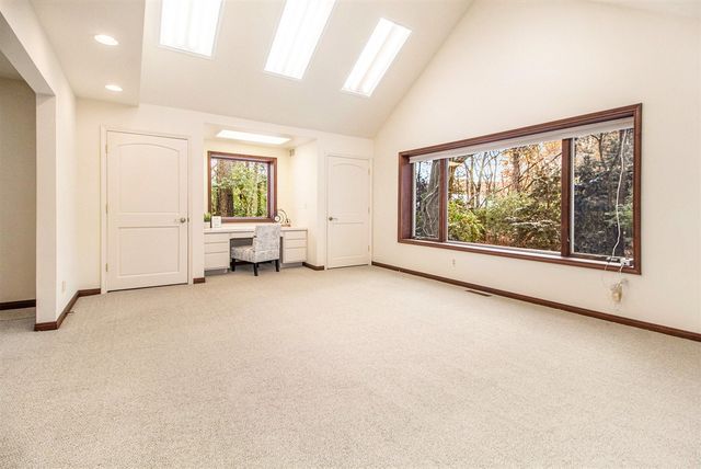 9453 Whispering Pines Drive, Saline, MI 48176