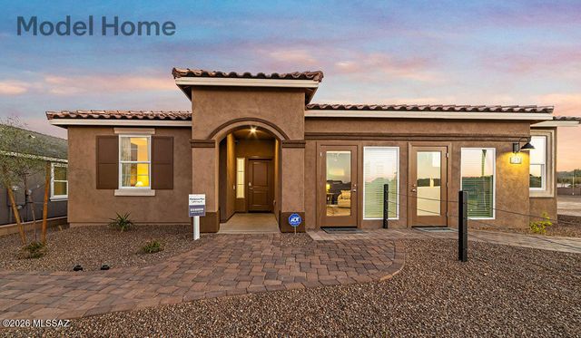 667 W Calle Lupa, Sahuarita, AZ 85629