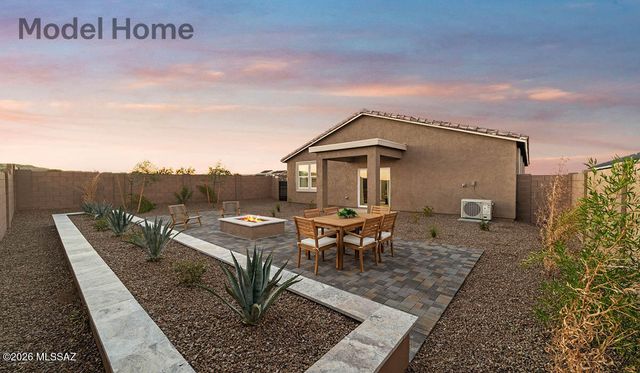 667 W Calle Lupa, Sahuarita, AZ 85629