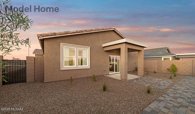 667 W Calle Lupa, Sahuarita, AZ 85629