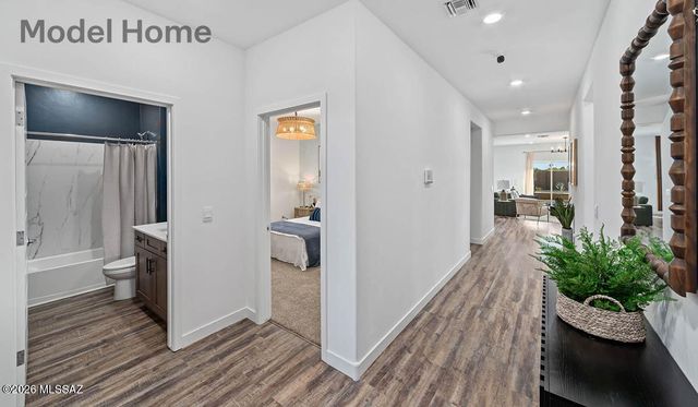 667 W Calle Lupa, Sahuarita, AZ 85629