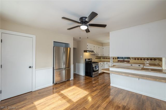 1845 Seattle Street, Cuyahoga Falls, OH 44221