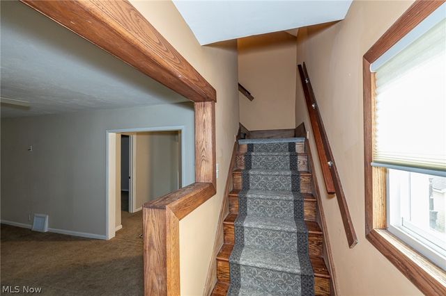 1845 Seattle Street, Cuyahoga Falls, OH 44221