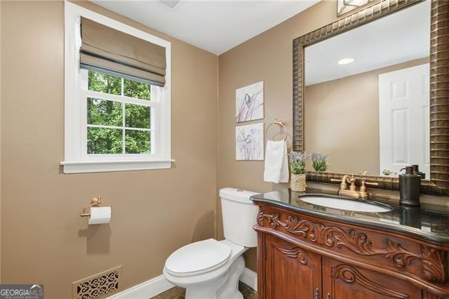 11845 Highland Colony Drive, Roswell, GA 30075