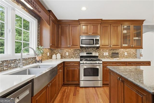 11845 Highland Colony Drive, Roswell, GA 30075