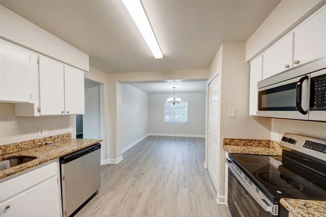 1431 QUINTARA AVENUE, Deltona, FL 32738