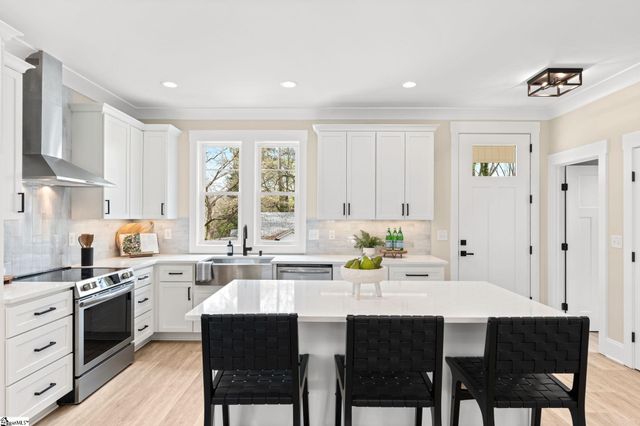 102 Hilton Street, Greenville, SC 29607