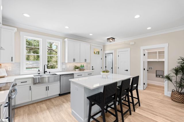 102 Hilton Street, Greenville, SC 29607