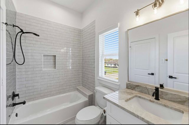 7809 Dyer St, Houston, TX 77088