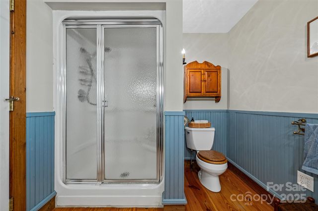 499 E Poplar Drive, Hendersonville, NC 28792