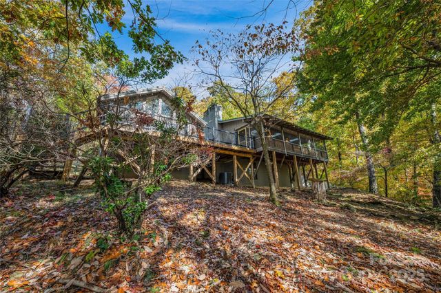 499 E Poplar Drive, Hendersonville, NC 28792