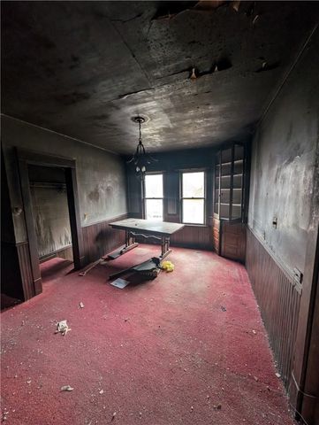 294 Clay St, Mahoning Twp, PA 16116