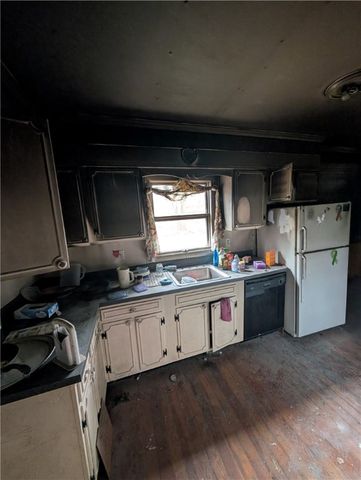 294 Clay St, Mahoning Twp, PA 16116