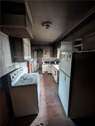 294 Clay St, Mahoning Twp, PA 16116