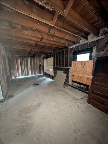 294 Clay St, Mahoning Twp, PA 16116