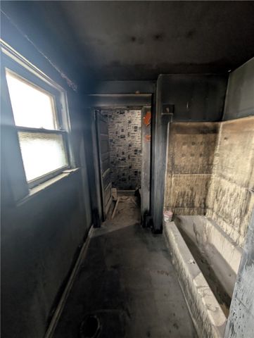 294 Clay St, Mahoning Twp, PA 16116