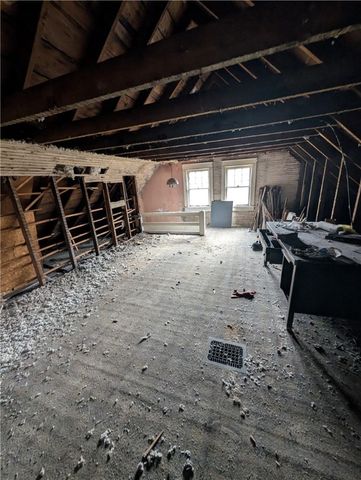 294 Clay St, Mahoning Twp, PA 16116