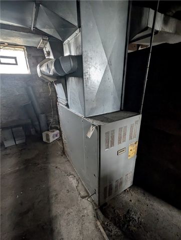 294 Clay St, Mahoning Twp, PA 16116