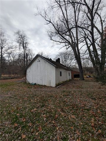 294 Clay St, Mahoning Twp, PA 16116