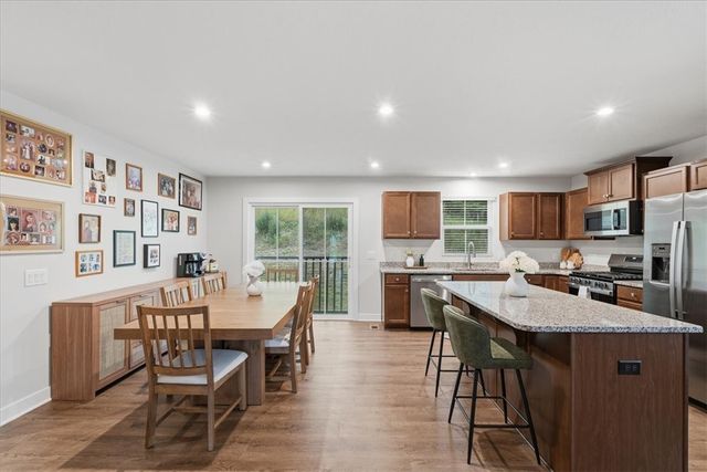 174 Olivia Dr, Center Twp, PA 15061