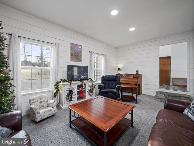 132 SACRED MAPLE DR, Gerrardstown, WV 25420