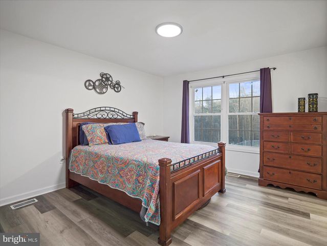 132 SACRED MAPLE DR, Gerrardstown, WV 25420