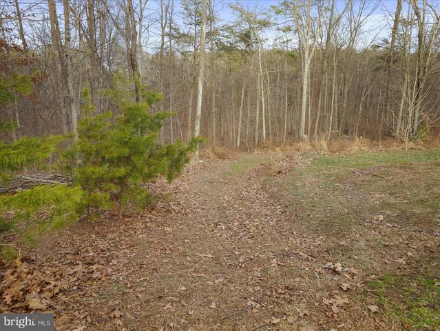 132 SACRED MAPLE DR, Gerrardstown, WV 25420