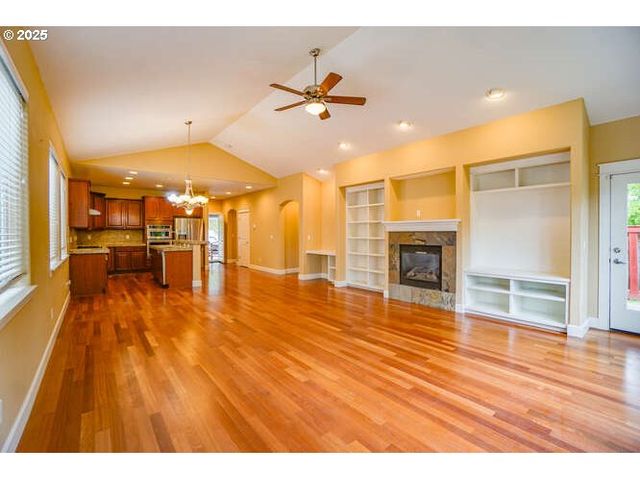 1403 Se 194TH Pl, Camas, WA 98607