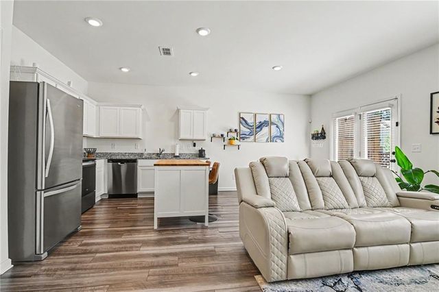 3556 Bluebird Court SW, Atlanta, GA 30331