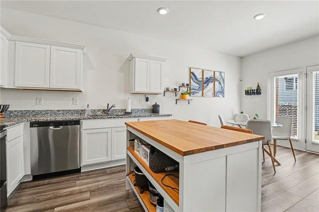 3556 Bluebird Court SW, Atlanta, GA 30331