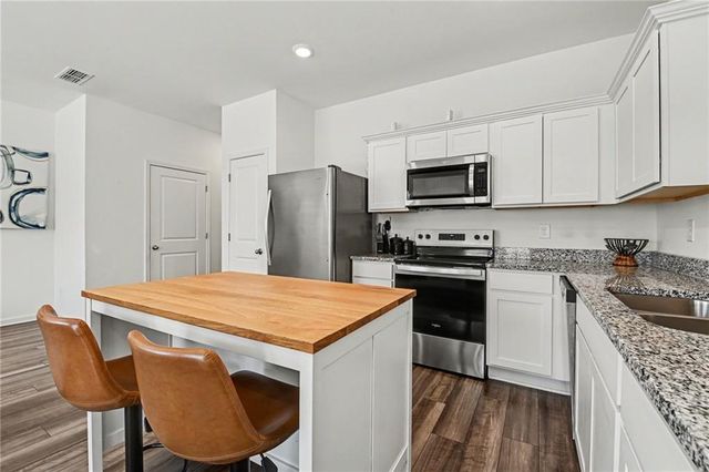 3556 Bluebird Court SW, Atlanta, GA 30331